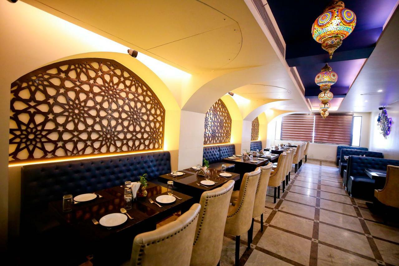 Hotel Moti Palace Агра Экстерьер фото